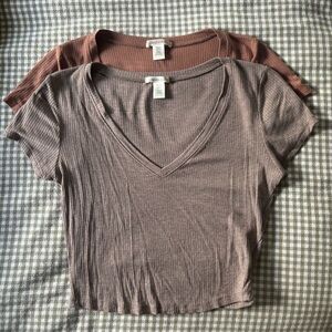 Bozzolo Brown V-Neck Ribbed Tee Set of 2